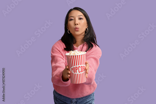 Young Asian woman with buck...