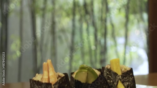 소고기주먹김밥 플레이팅(소고기+소고기주먹밥+한국음식+김밥+계란+계란말이+새우+호박)