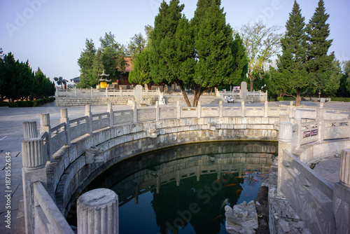 Φωτογραφία The Taiqing Palace in Luyi, Zhoukou City, Henan Province, is the birthplace of Laozi and the main ancestral temple revered by all major Taoist sects