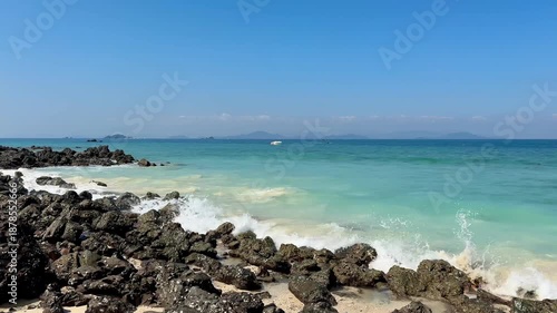 Thailand Phi phi relaxing vacation vibe, sea noise, sun and beach video 4k