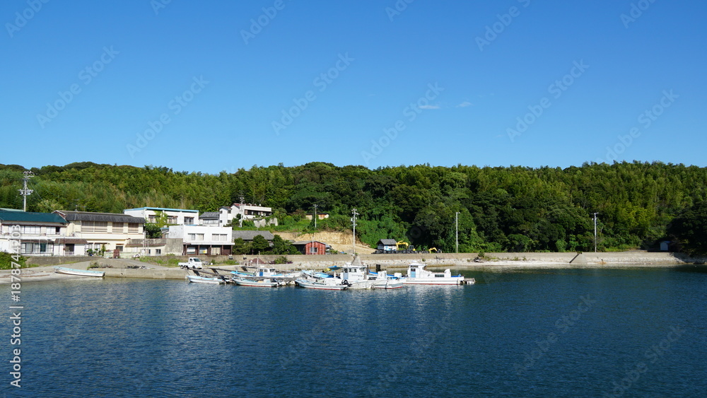 Fototapeta premium Tranquil Coastal Views of Saku Island, Aichi, Japan