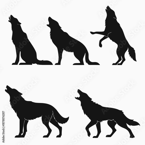 Wolf silhouettes howling