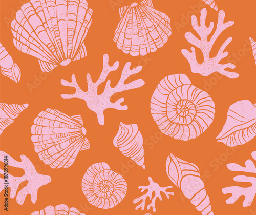 Sea shell summer pattern design. Retro hand drawn seashell mosaic seamless pattern. Seamless pattern with Hand drawn vector seashells and beach elements.