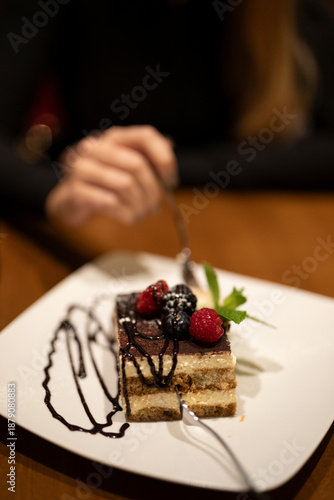 tiramisu chocolate cake with strawberries