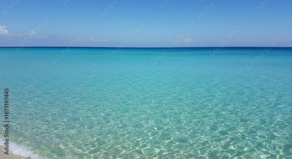 Obraz premium Tranquil Turquoise Ocean and Sky Horizon, Peaceful Beach Scene, Clear Water.