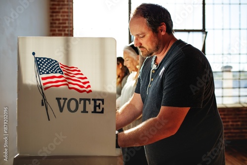 Fotografi US election day, Diverse American people at voting booth at US election station
