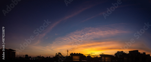 Canvas Print Sunset over the city. Beautiful sky and clouds.