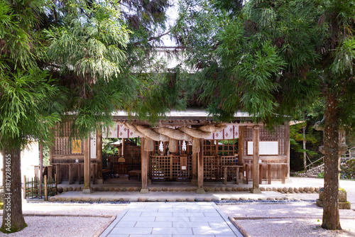 Wallpaper Mural 玉作湯神社　本殿 Torontodigital.ca