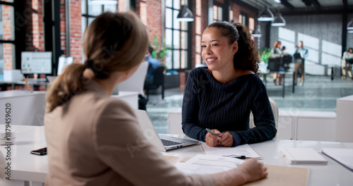 Canvas Print Professional Woman Shaking Hands At Job Interview