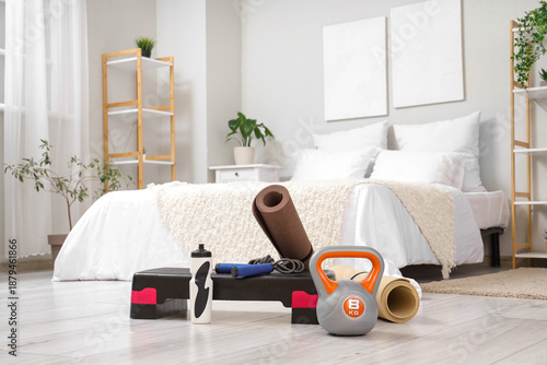 Home workout equipment in m...