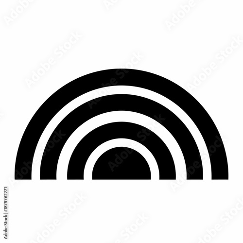 Czarna ikona przedstawiająca stylizowaną tęczę lub serię koncentrycznych łuków na białym tle.