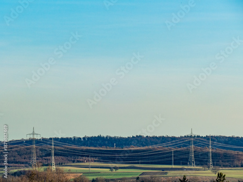 Wallpaper Mural Hochspannungsmasten einer Überlandleitung am Abend Torontodigital.ca