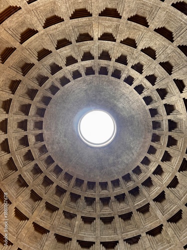 Canvastavla Interior dome of the Pantheon in Rome, ancient Roman temple ceiling with coffere