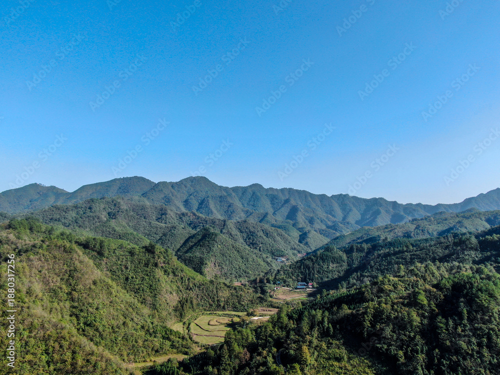 Fototapeta premium Aerial View Of Majestic Mountains And Rivers