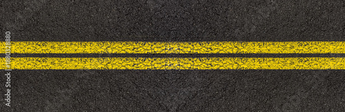 Wallpaper Mural Lignes jaunes sur asphalte  Torontodigital.ca