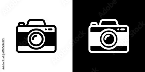 レトロなカメラ・フィルムカメラのアイコン（ベクター）