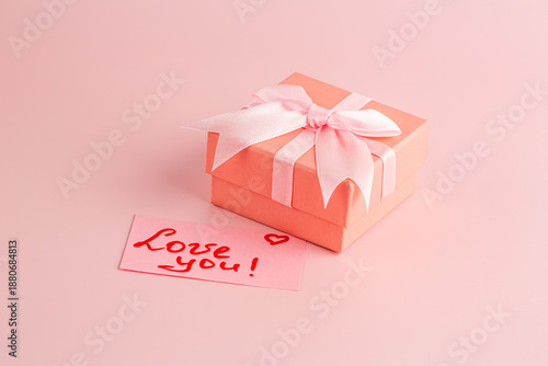 Wallpaper Mural Valentines day gift box Torontodigital.ca