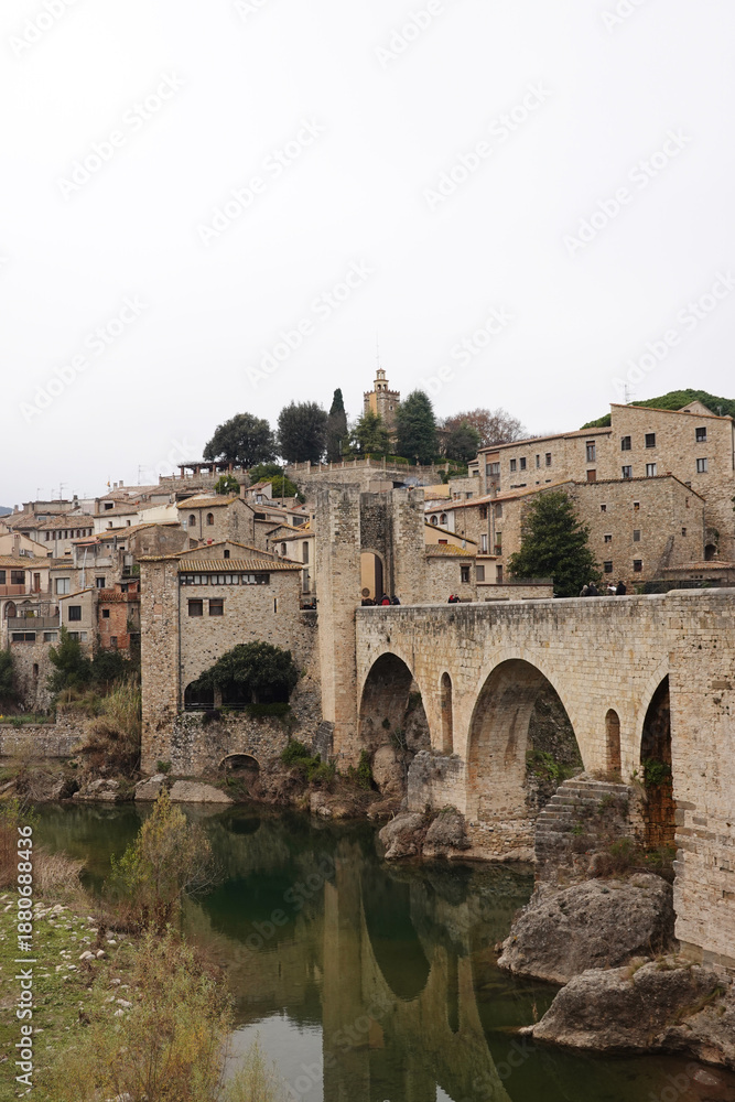 Fototapeta premium The old bridge in Besalu village, Catalunya, Spain