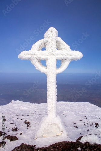 Memory Cross covered with frost