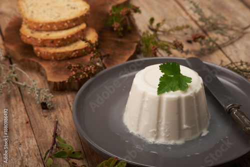 Cuadro en lienzo Fresh Cheese From Burgos Served With Slices of Bread for a Simple Meal