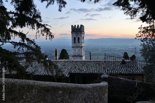 Assisi - Scorcio della Torre del Popolo al tramonto