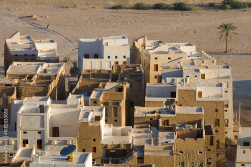 Photos The Old Walled City of Shibam, a town in Wadi Hadhramaut in eastern Yemen