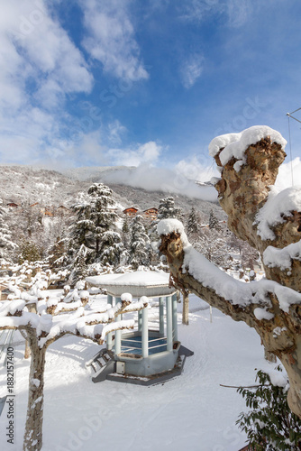 Le kiosque du Parc Thermal de Brides-les-Bains en Savoie