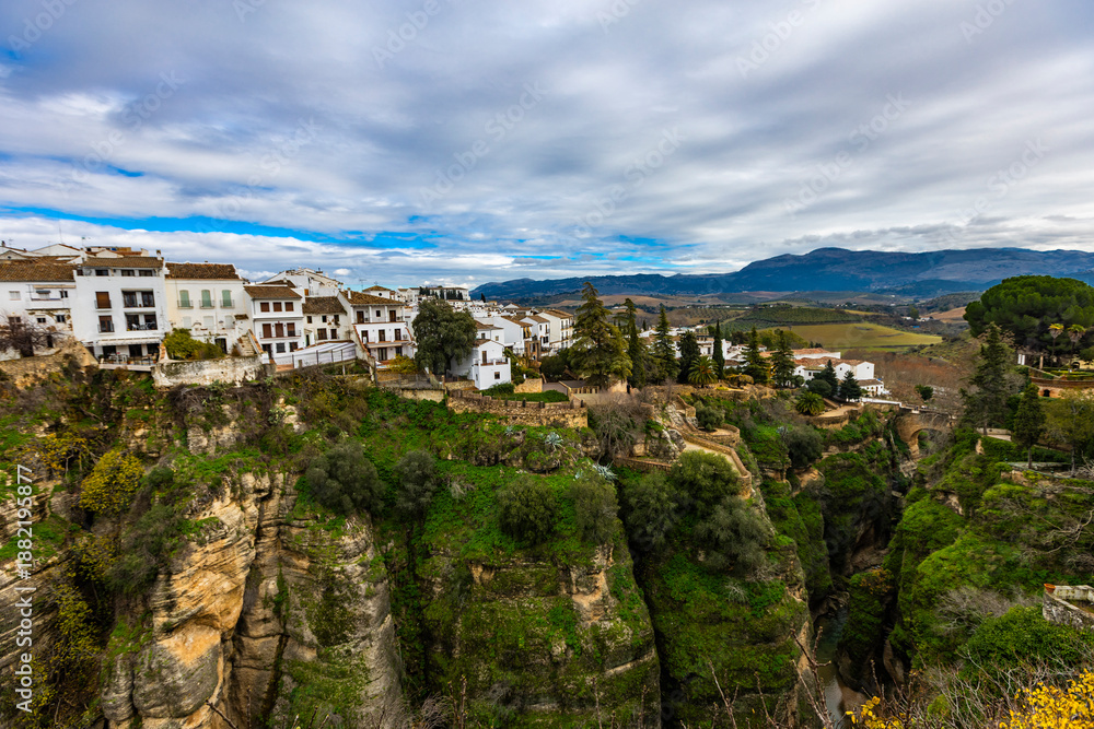 Fototapeta premium Exploring the breathtaking views of Ronda, a charming town in Spain