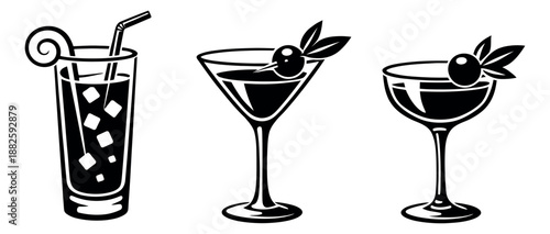 Line art cocktail drinks set featuring classic mixed alcoholic beverages for bar menus