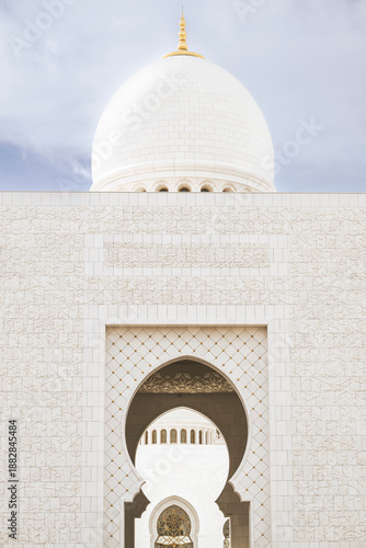 details of a great architecture of the grand mosque, emirates, Abu Dhabi in an cinematic mood 