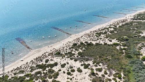 Wallpaper Mural survol de la pointe de l'Espiguette en Camargue Torontodigital.ca