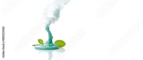 Mint leaves and toothpaste ...