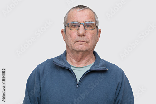 Fotografie portrait d'un homme de 75 ans