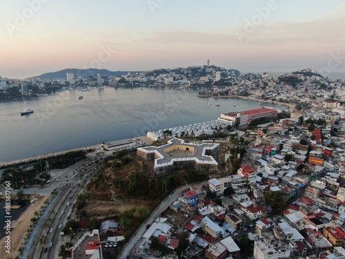 vista aérea de la Bahía de Acapulco