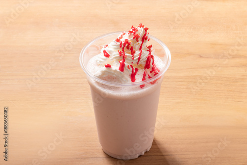 ストロベリー　フラペチーノ　