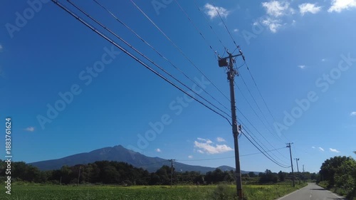 [4K] Driving View of Mount Iwaki (Tsugaru Fuji): Rural Landscape and Blue Sky from Car Window in Aomori 【4K】晴天の岩木山を望むドライブ：青空の下に広がる田園風景と津軽富士、青森の夏の車窓素材 撮影日：20250815-1