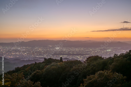 比叡山から見た夕暮れの京都市街