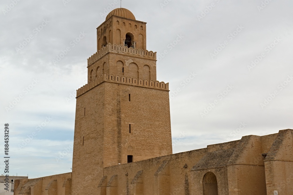 Obraz premium The Great Mosque of Kairouan (Mosque Sidi Uqba) was built in the 7th century. Tunisia. Africa. 