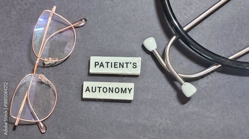 Tableau sur toile Exploring Patient Autonomy Essential Ethical Principles Guiding Informed Healthc