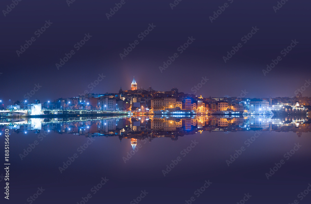 Fototapeta premium Galata Tower, Galata Bridge, Karakoy district and Golden Horn at night - istanbul - Turkey