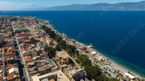 Obraz na płótnie Aerial view of buildings and houses in the historic center of Reggio Calabria, Italy