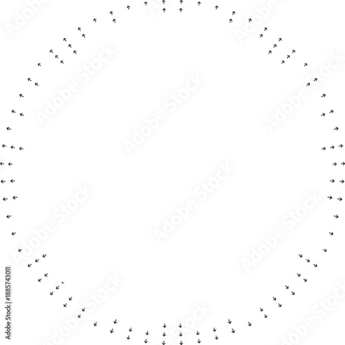 Arrows taper toward center around large empty central space.