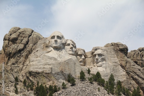 mount rushmore monument wide landscape