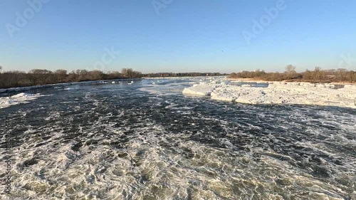 Drift ice on the Elbe