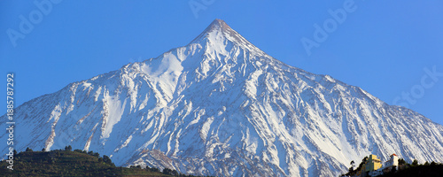 Schilderij op canvas Pico del Teide mit Schnee im Winter, Insel Teneriffa, Kanaren, Spanien, Panorama