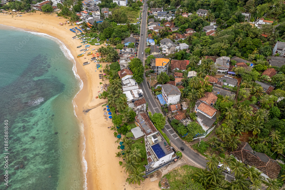 Φωτογραφία Aerial photographs of Mirissa in Sri Lanka, beaches and turquoise waters