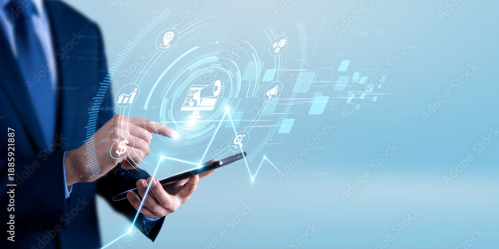Φωτογραφία Marketing strategist using the tablet and analyzing digital marketing campaign data