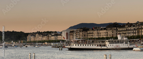 Obraz na płótnie Lake Lemano sunset, Geneva Switzerland