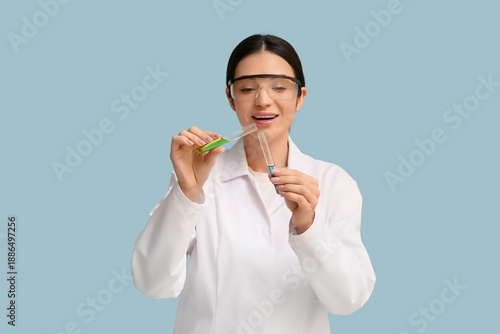 Female inventor with test t...