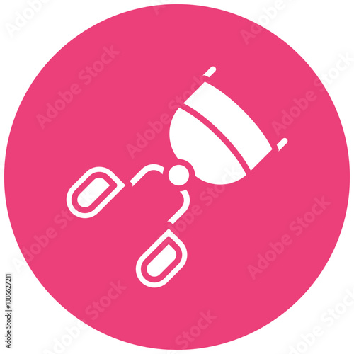 Eyelash Curler Icon